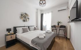 Cozy Central Gem In Athens 2 Min From Metro