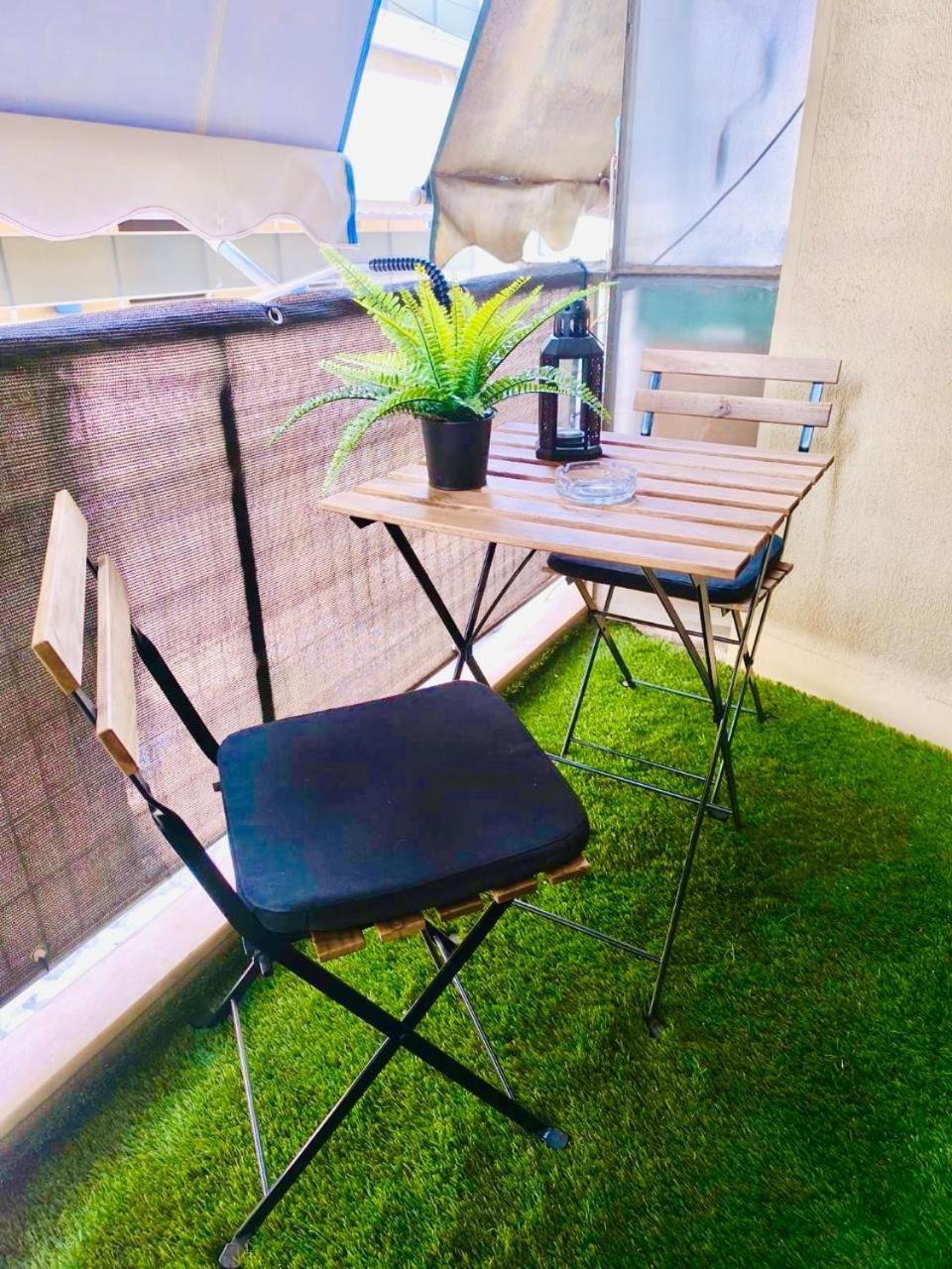 Cozy Central Gem In Athens 2 Min From Metro Exterior photo